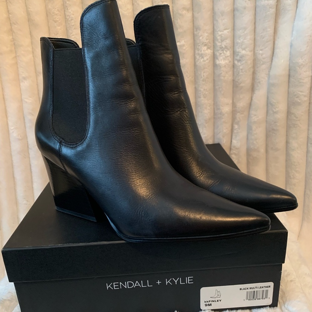 KENDALL & KYLIE women’s boots